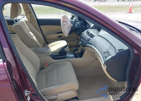 2011 Honda Accord 2.4 Lx из США, поврежденный, VIN 1HGCP2F30BA084129